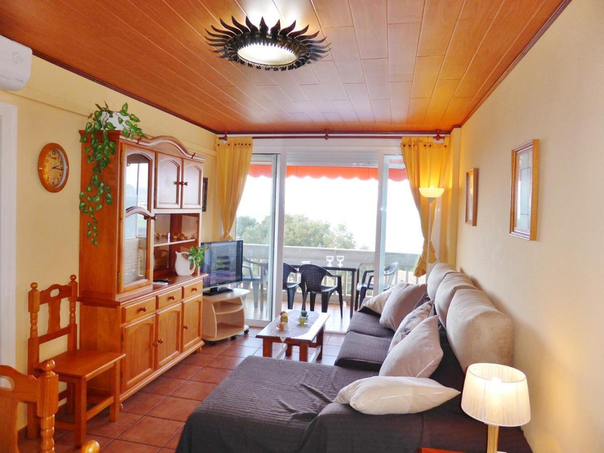 Apartamentos Cye 009 Punta Del Cavall サロウ エクステリア 写真