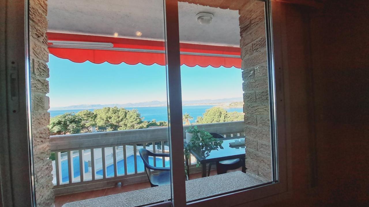 Apartamentos Cye 009 Punta Del Cavall サロウ エクステリア 写真